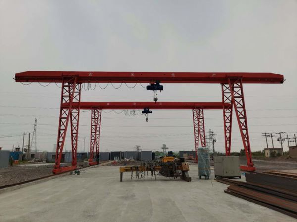 電動(dòng)葫蘆門(mén)式起重機